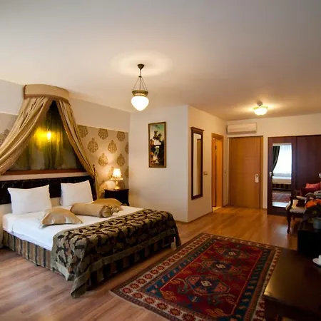 Otel Noahs Ark 4*