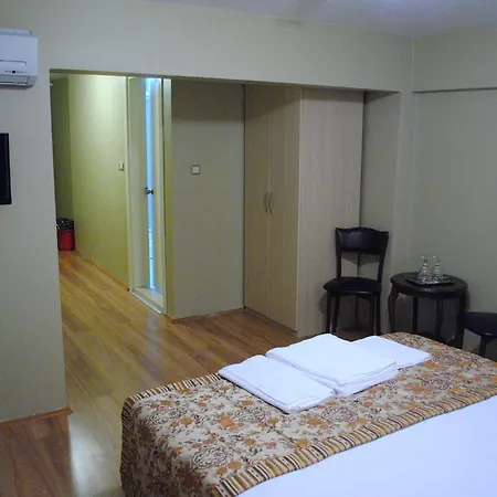 Hotel Noahs Ark