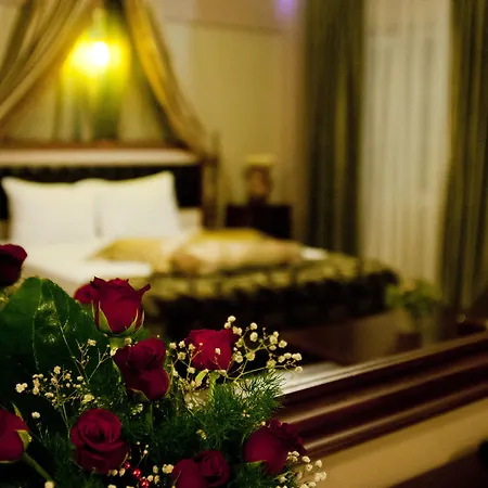 Noahs Ark Otel 4*